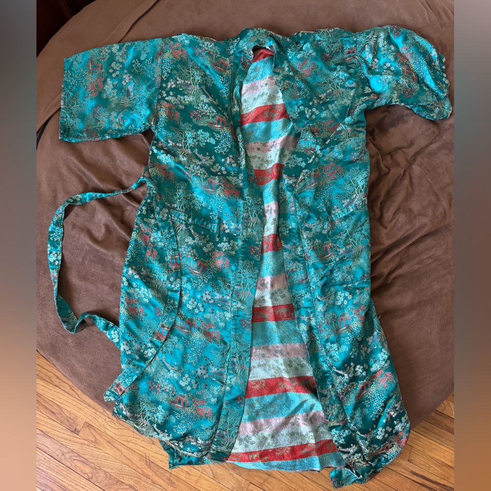 Vintage Japanese Eastex Kimono Robe